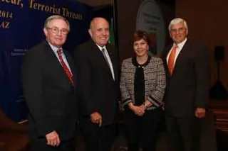 كنفرانس در ایالت آریزونا درآمریكا - ایران: بحران اتمی، نقض حقوق بشر ضرورت تغییر رژیم