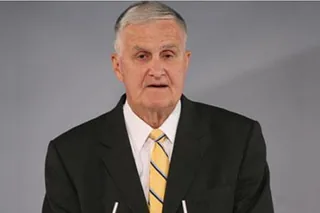 ژنرال هیو شلتون: شورای ملی مقاومت ایران جایگزین شایسته برای رژیم ایران