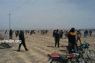 قیام ایران- شماره 106 : حمله نيروهاي سركوبگر به کشاورزان معترض ورزنه اصفهان و زخمی شدن ۷تن از معترضان