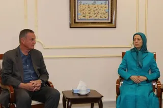 دیدار ژنرال جیمز جونز با مریم رجوی و بازدید از اشرف۳