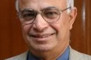 قیام ایران – شماره ۳۲ .فاشیسم دینی دبستانها را نیز به بازداشتگاه تبدیل می‌کند