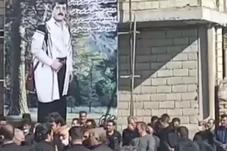 مردم يزدانشهر با حضور انبوه در خاكسپاري عباسقلی صالحی، خشم خود از رژيم جلادان را ابراز كردند