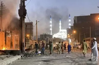 قيام سراسری ، شماره ۱۵۸ هفتادویکمین  شب قیام، تظاهرات شبانه در تهران و زاهدان و شهرهای مختلف با شعار امسال سال خونه سید علی سرنگونه