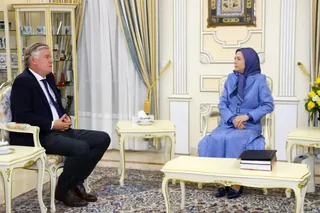 ديدار و گفتگوی مريم رجوی با آقای آنتونیو لوپز استوریز نماینده پارلمان اروپا