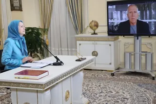 دیدار و گفتگوی مریم رجوی با سناتور تام تيلس عضو ارشد کمیته‌های قضایی و بانکداری سنای آمریکا