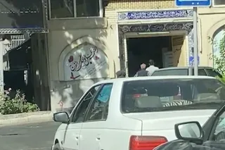 کسادی بازار انتخابات، مخفی نگهداشتن آمار تعرفه های مصرف شده، اذعان خبرنگاران خارجی به تحریم